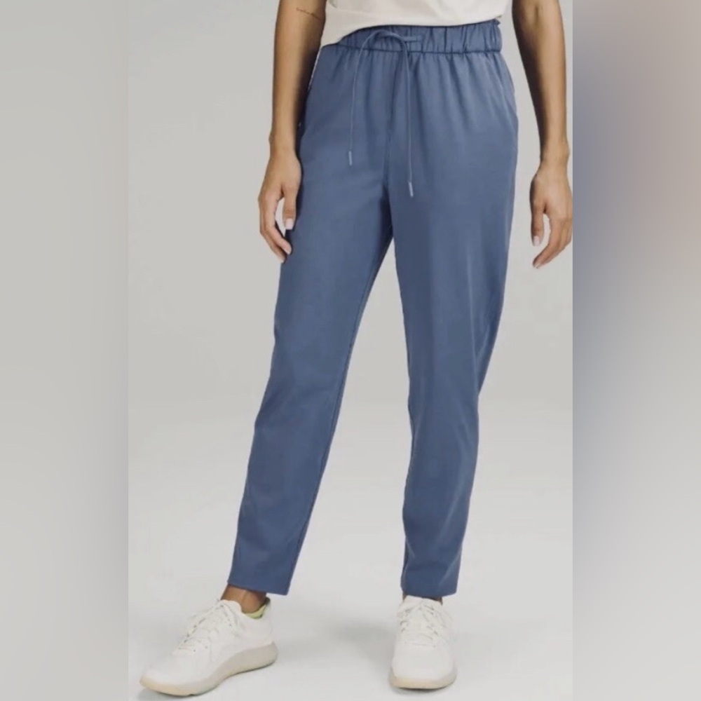Lululemon Stretch High-Rise Pant 7/8 Length Soft Luxtreme Fabric Size 6